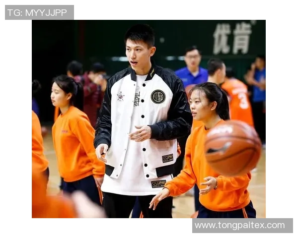 方硕的崛起之路：从默默无闻到篮球场上的闪耀明星